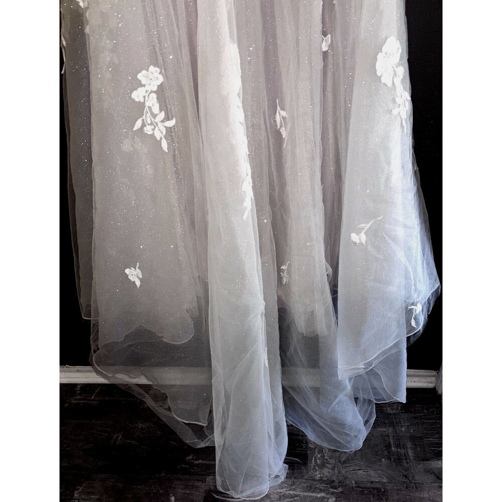 David's Bridal Women's Galina Signature Wedding Dress Size 14 Embroidered - Picture 8 of 8